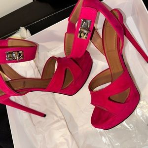 GIVENCHY SHARK SANDALE FUSCHIA